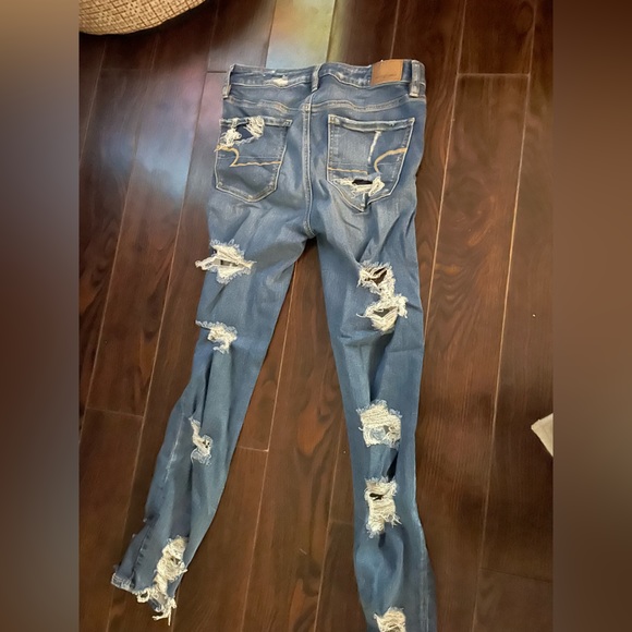 American eagle ripped jeans - Picture 3 of 3